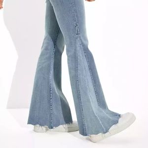 AE Ne(x)t Level Festival Flare Jean